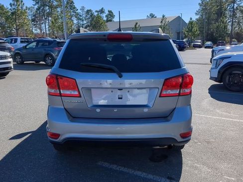 Used 2019 Dodge Journey SE w/ Connectivity Group image 5