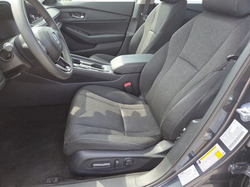 Used 2023 Honda Accord EX image 23