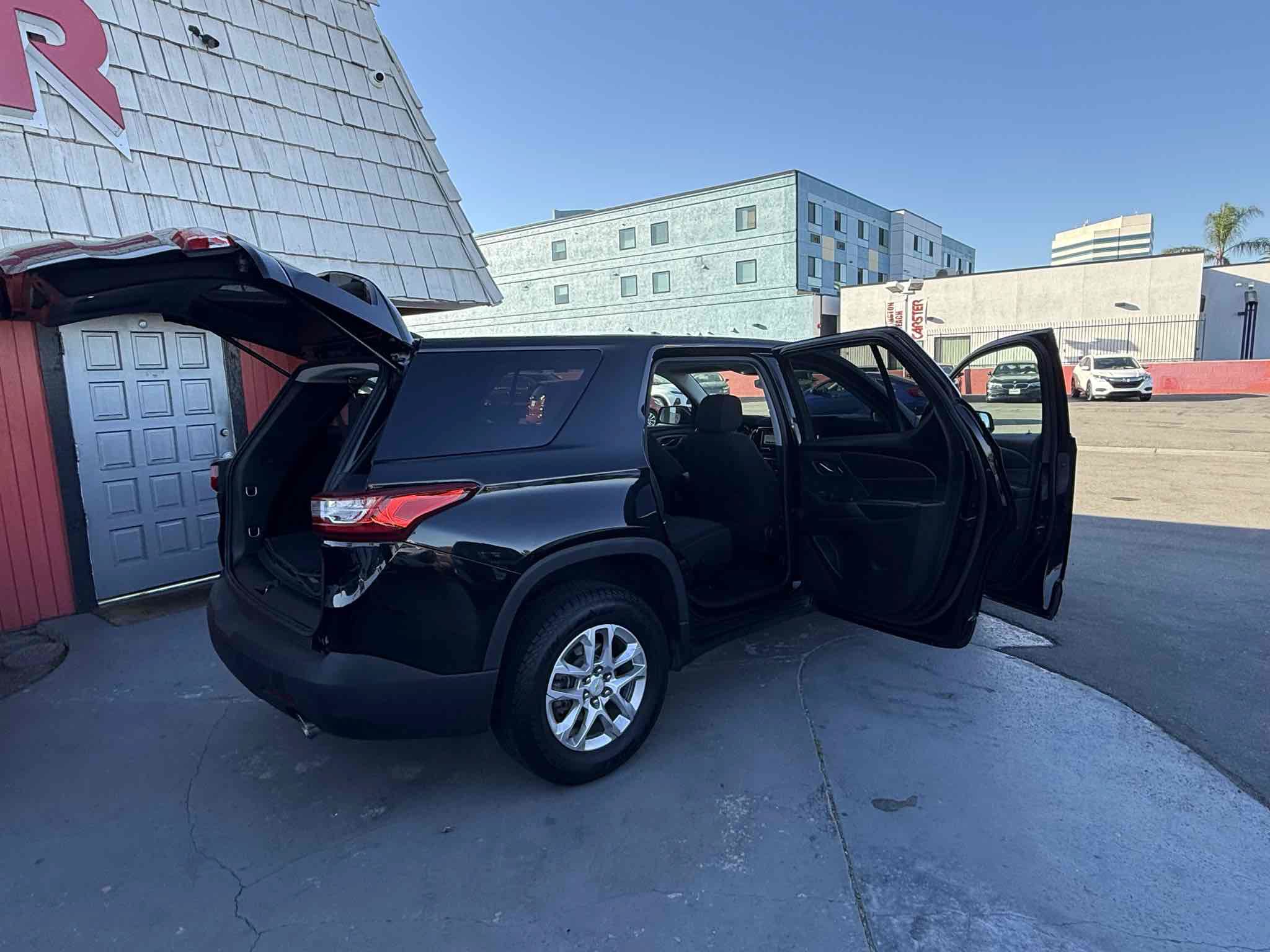 Used 2018 Chevrolet Traverse LS FWD image 45