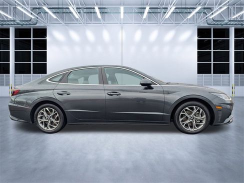 Certified 2021 Hyundai Sonata SEL image 3