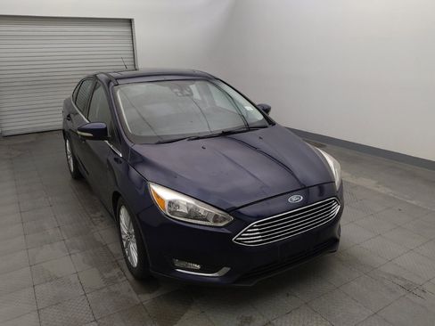 Used 2017 Ford Focus Titanium w/ Titanium Technology Package FWD image 14