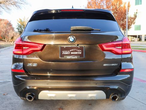 Used 2019 BMW X3 sDrive30i w/ Premium Package image 6