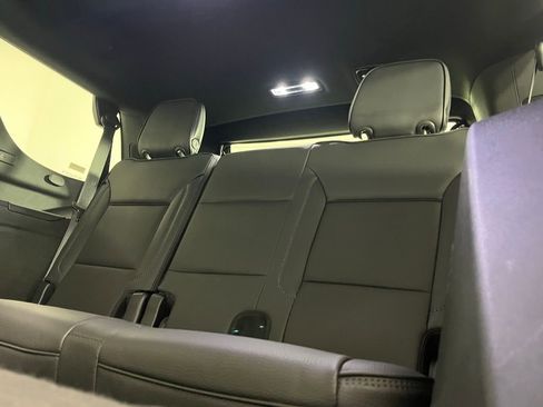 Used 2025 GMC Yukon Denali image 26