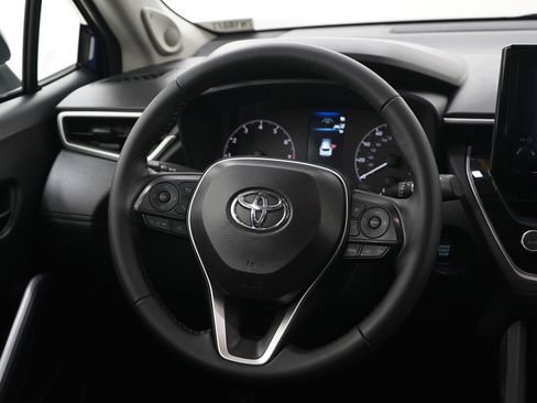 Used 2024 Toyota Corolla Cross LE w/ Moonroof Package AWD/4WD image 14