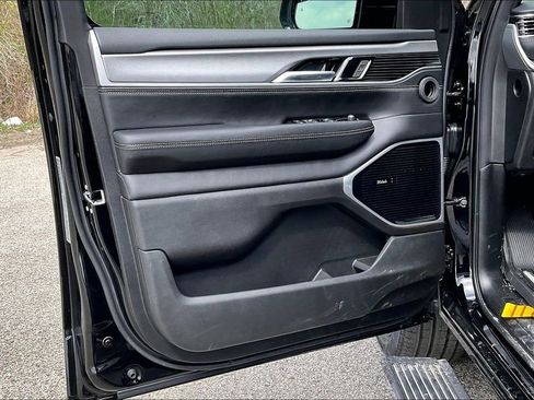 New 2026 Jeep Grand Wagoneer L Limited image 13