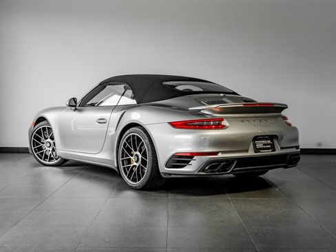 Used 2019 Porsche 911 Turbo S image 3