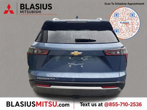 Used 2025 Chevrolet Equinox LT w/ Convenience Package II AWD/4WD image 28