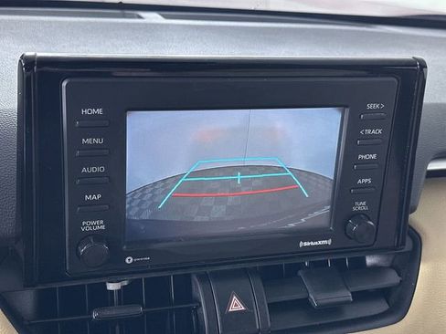 Used 2022 Toyota RAV4 XLE w/ Convenience Package AWD/4WD image 15