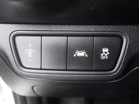 Used 2020 Kia Forte LXS image 17