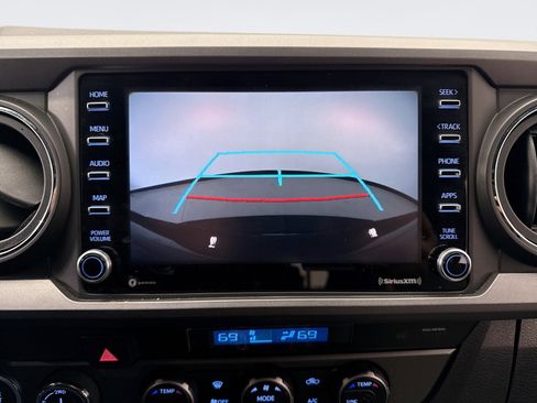 Used 2022 Toyota Tacoma TRD Sport image 15