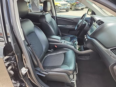 Used 2018 Dodge Journey Crossroad AWD/4WD image 44