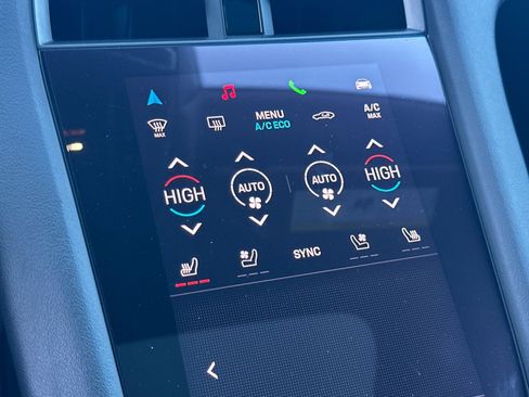 Used 2023 Porsche Taycan 4S image 20