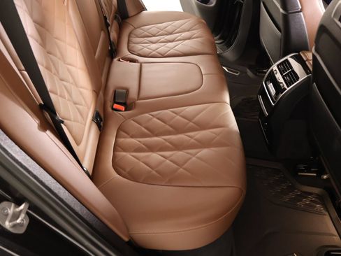 Used 2023 BMW X5 xDrive40i w/ Luxury Seating Package AWD/4WD image 15