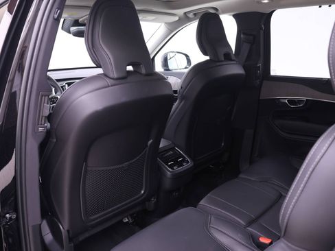 Used 2023 Volvo XC90 B6 Ultimate w/ Protection Package Premier AWD/4WD image 14