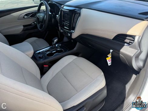 Used 2023 Chevrolet Traverse LS w/ Safety Package FWD image 8