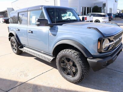 New 2025 Ford Bronco Outer Banks