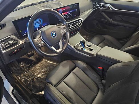 Used 2023 BMW i4 eDrive35 RWD image 2