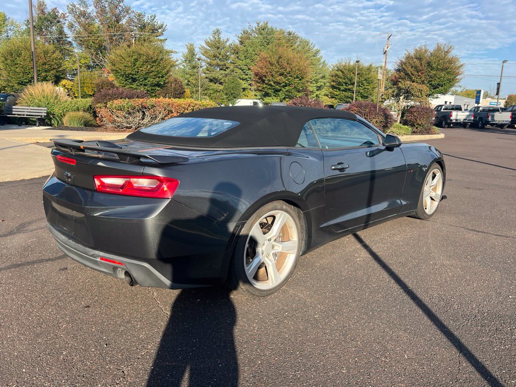 Used 2017 Chevrolet Camaro SS RWD image 7