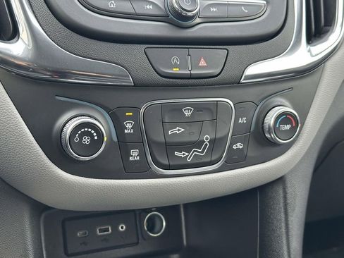 Used 2023 Chevrolet Equinox LS w/ LS Convenience Package image 26
