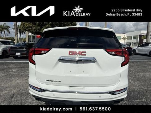 Used 2020 GMC Terrain Denali w/ Denali Premium Package image 4