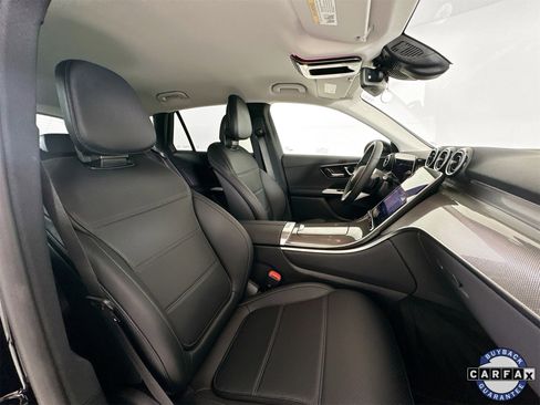 Used 2025 Mercedes-Benz GLC 350e GLC 350e image 30