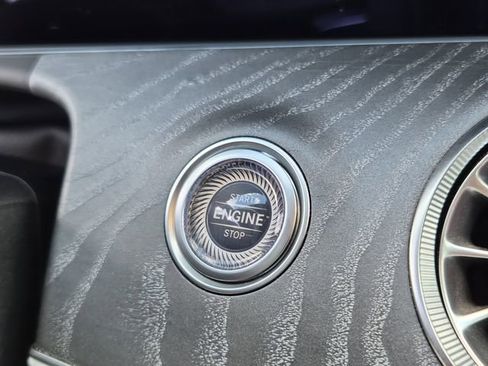 Used 2021 Mercedes-Benz AMG GT 43 w/ Driver Assistance Package image 30