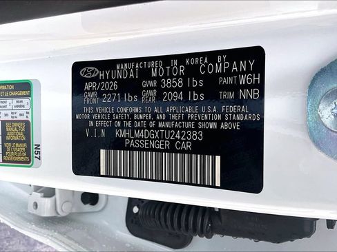 New 2026 Hyundai Elantra Sport FWD image 16
