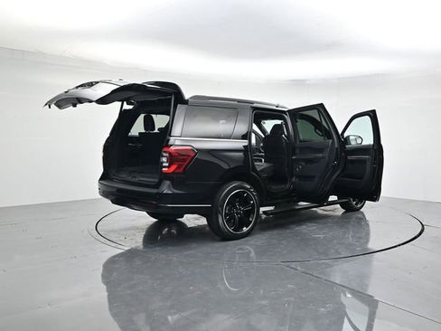 Certified 2024 Ford Expedition Limited image 51