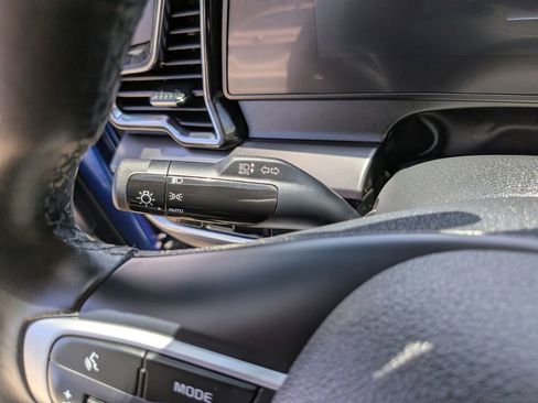 Certified 2023 Kia Sportage EX FWD image 31