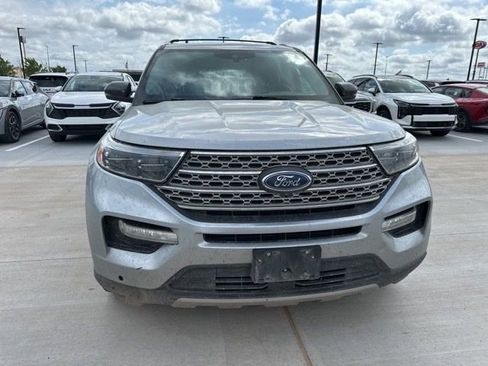 Used 2021 Ford Explorer Limited w/ Equipment Group 301A image 18