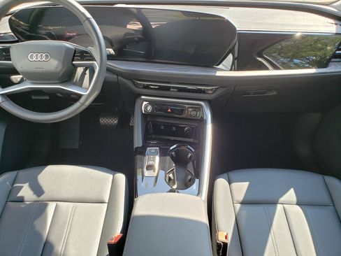 Used 2025 Audi Q5 Premium w/ Convenience Package AWD/4WD image 13
