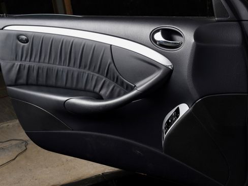 Used 2008 Mercedes-Benz CLK 63 AMG Black Series image 32