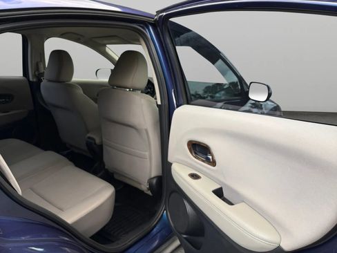 Used 2016 Honda HR-V LX image 15