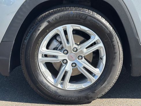 Used 2023 GMC Terrain SLE w/ Driver Convenience Package FWD image 31