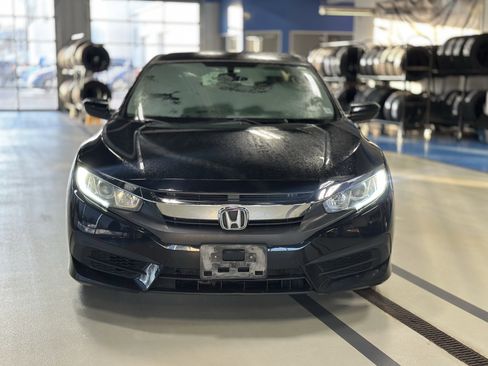 Used 2018 Honda Civic LX image 2