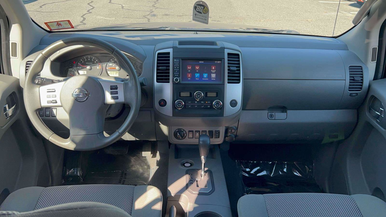 Used 2021 Nissan Frontier SV w/ Midnight Edition Floor Mats AWD/4WD image 19