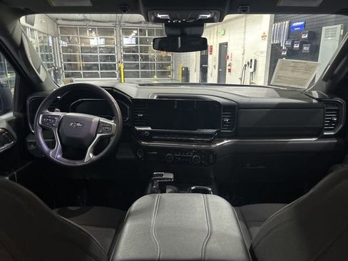 Used 2024 Chevrolet Silverado 1500 RST image 31