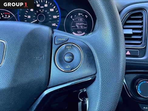 Used 2020 Honda HR-V LX image 24