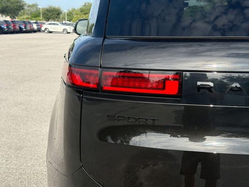 New 2026 Land Rover Range Rover Sport SE AWD/4WD image 10