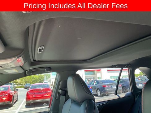 Used 2025 Toyota RAV4 XSE AWD/4WD image 5