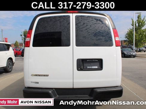 Used 2021 Chevrolet Express 2500 LS w/ Driver Convenience Package RWD image 8