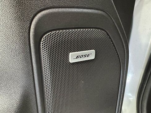 Used 2019 GMC Sierra 1500 SLT w/ SLT Premium Plus Package AWD/4WD image 14