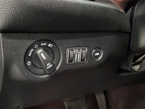 Used 2019 Dodge Challenger R/T w/ Blacktop Package image 15