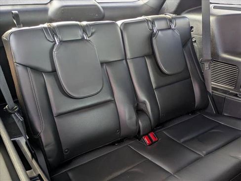 Used 2021 Ford Explorer XLT w/ Equipment Group 202A image 20