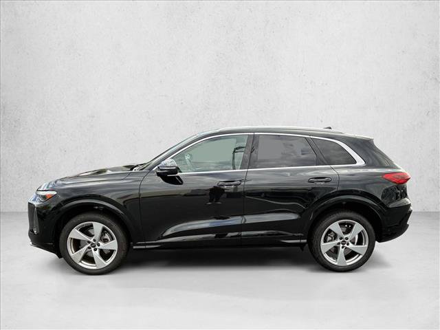 Used 2025 Audi Q5 Premium w/ Premium Plus AWD/4WD image 8