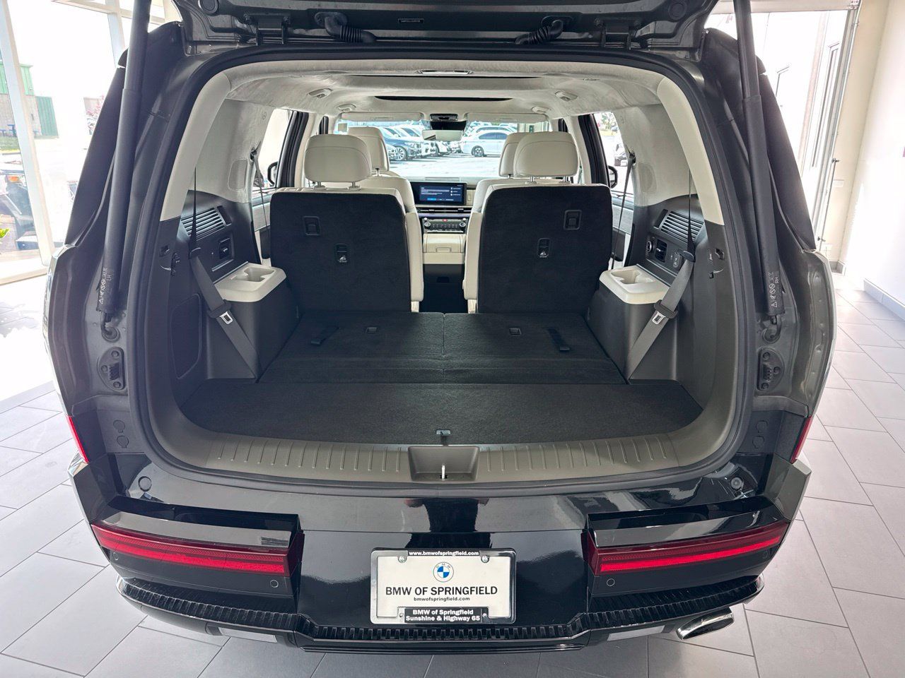 Used 2025 Hyundai Santa Fe Calligraphy AWD/4WD image 10