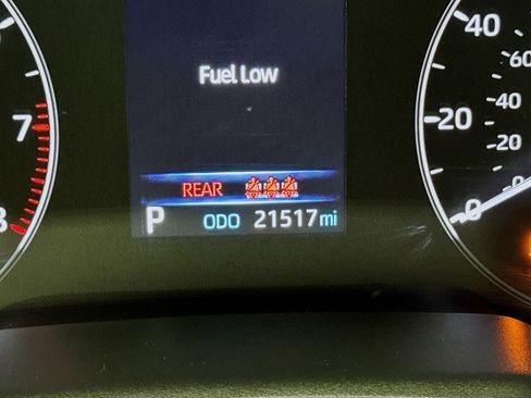 Used 2025 Toyota Corolla LE FWD image 8