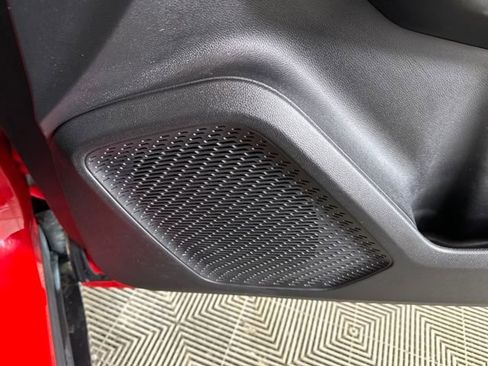 Used 2024 Chevrolet Equinox EV RS image 29