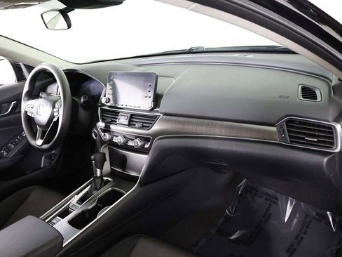 Used 2020 Honda Accord LX image 24