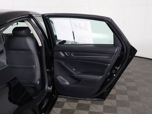 Used 2021 Honda Accord Sport Special Edition image 18